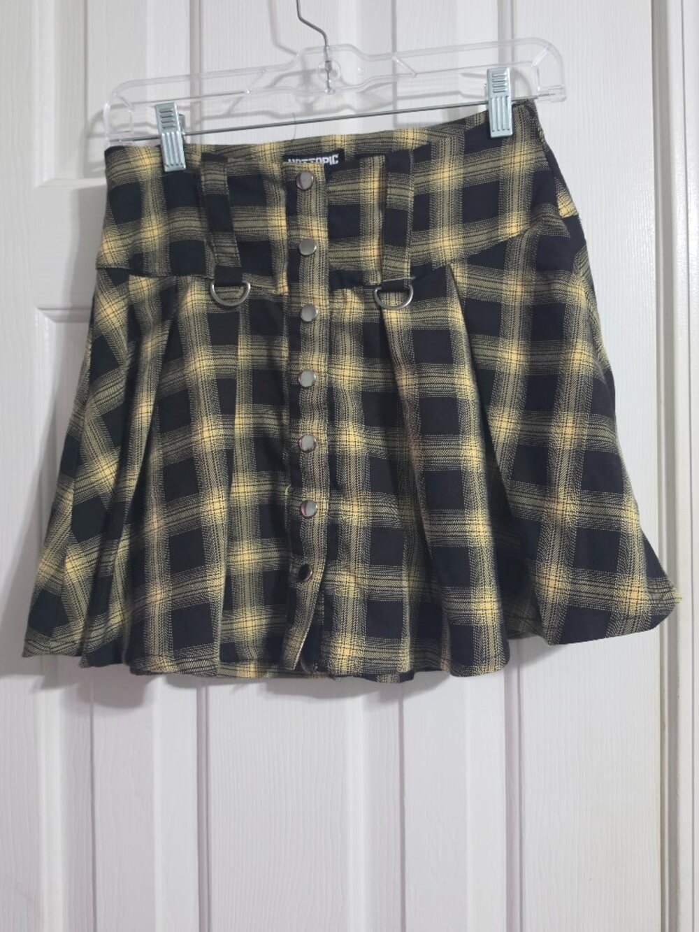 Hot Topic Plaid Button up Skirt